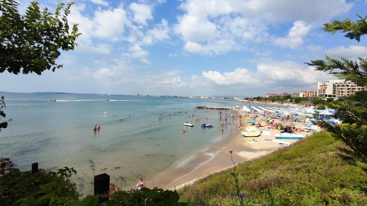 Horizon Katrina Apartments - Sea Line & Beach Access Sveti Vlas Exterior photo