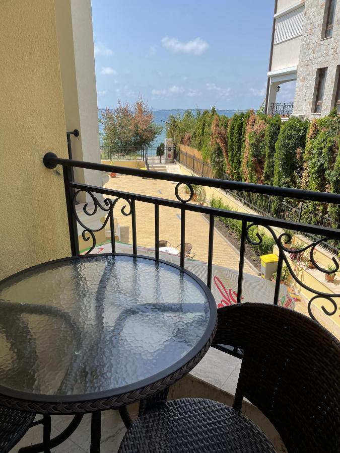 Horizon Katrina Apartments - Sea Line & Beach Access Sveti Vlas Exterior photo