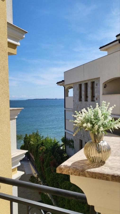 Horizon Katrina Apartments - Sea Line & Beach Access Sveti Vlas Exterior photo